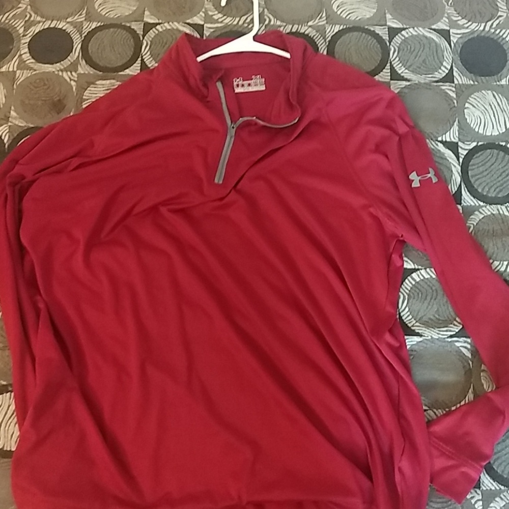 Under Armour pullover